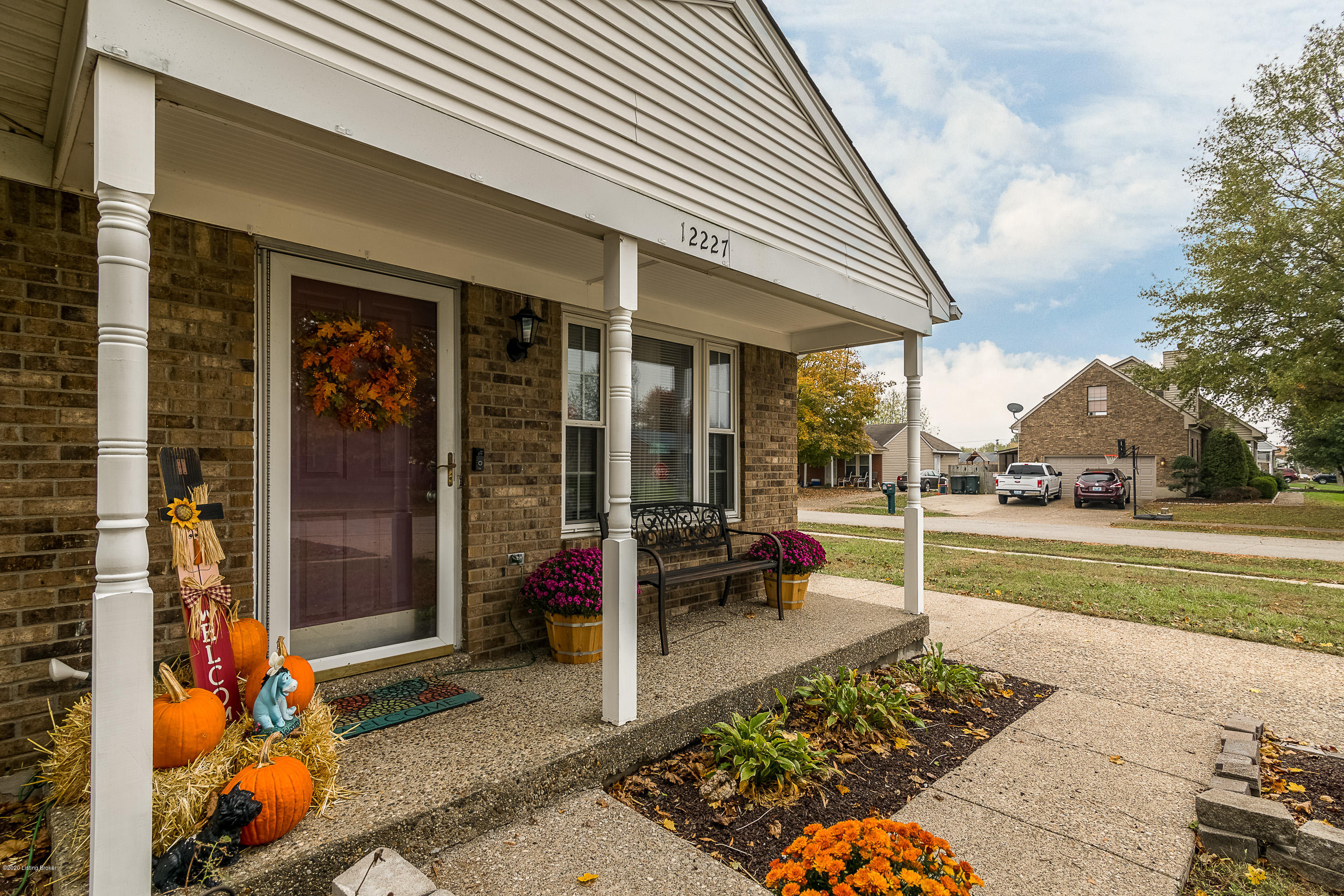 12227 Ridgemont Road Louisville, KY 40229 - Photo 24 of 26 DHI-5