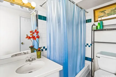 $280,000 | 444 Niu Street, Unit 914, Honolulu, HI 96815