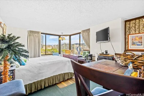 $280,000 | 444 Niu Street, Unit 914, Honolulu, HI 96815