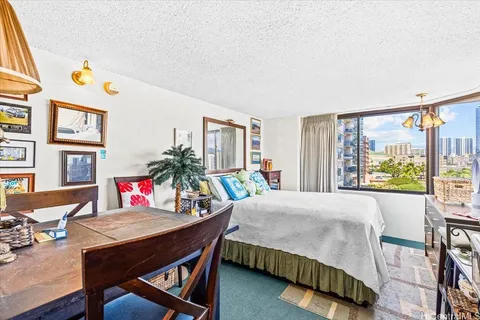 $280,000 | 444 Niu Street, Unit 914, Honolulu, HI 96815