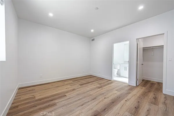 $4,999 | 4445 Auckland Avenue, Toluca Lake, CA 91602