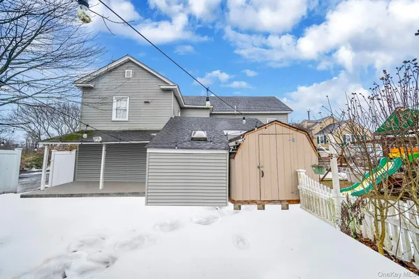 $1,250,000 | 49 Main Street, West Sayville, NY 11796