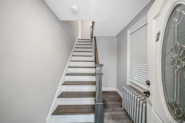 $1,250,000 | 49 Main Street, West Sayville, NY 11796