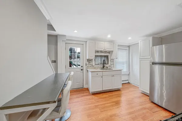 $1,250,000 | 49 Main Street, West Sayville, NY 11796