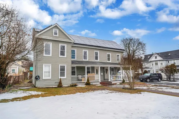 $1,250,000 | 49 Main Street, West Sayville, NY 11796