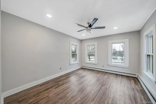 $1,250,000 | 49 Main Street, West Sayville, NY 11796