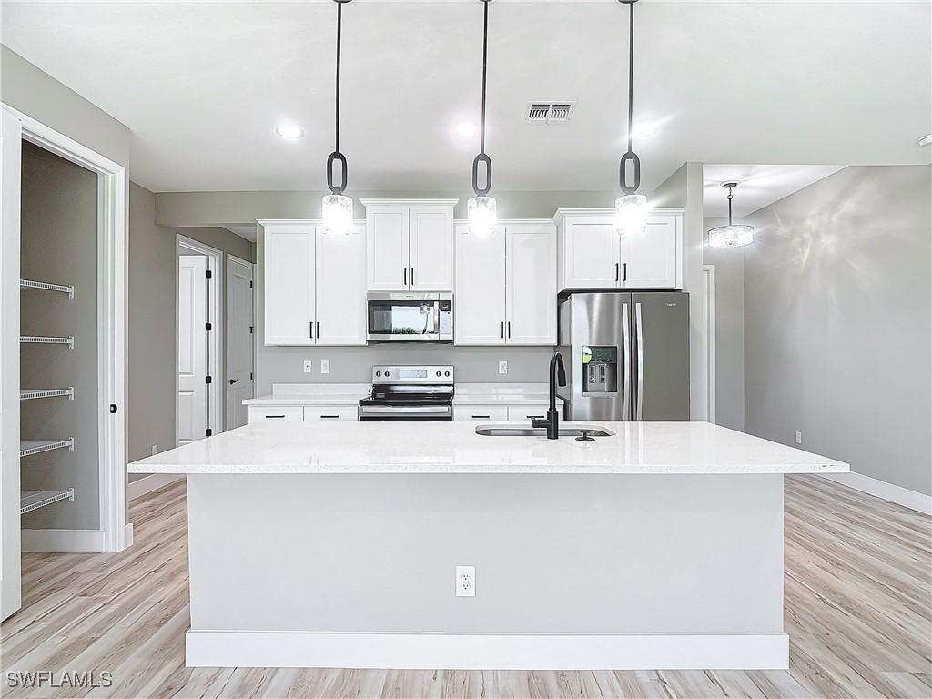 24399 Cabana Road Punta Gorda, FL 33955 - Photo 10 of 39 Gallery Image 10
