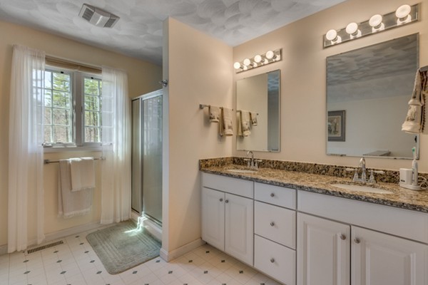 197 Hudson Road Stow, MA 01775 - Photo 20 of 30