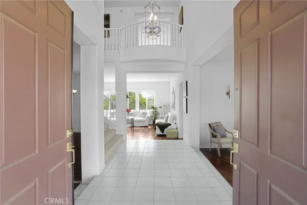 $1,195,000 | 24306 Via La Casa, Valencia, CA 91354