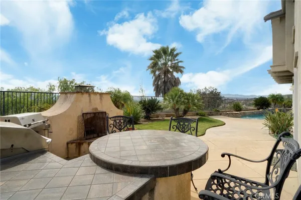 $1,195,000 | 24306 Via La Casa, Valencia, CA 91354