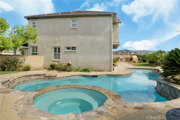 $1,195,000 | 24306 Via La Casa, Valencia, CA 91354