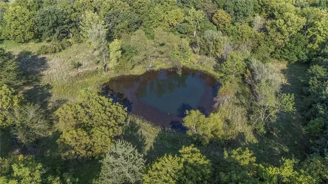 $875,000 | 3572 Idaho Road, Pomona, KS 66076