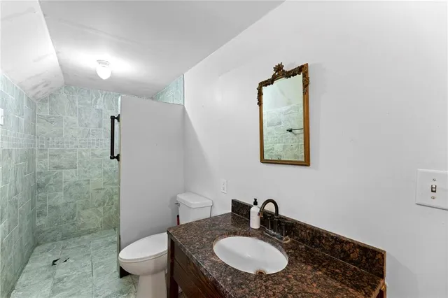 $875,000 | 3572 Idaho Road, Pomona, KS 66076