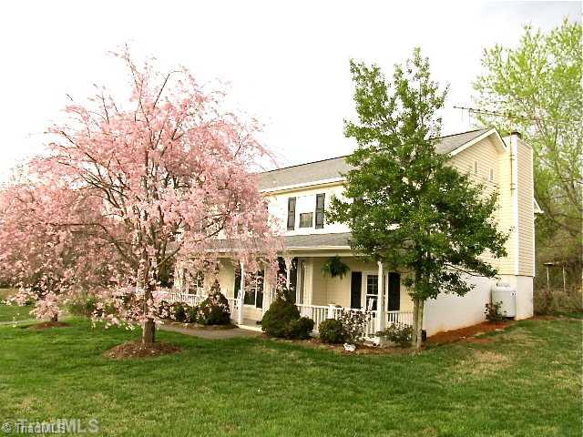 3151 Bethania Ridge Road Pfafftown, NC 27040 - Photo 2 of 9 Exterior Front.