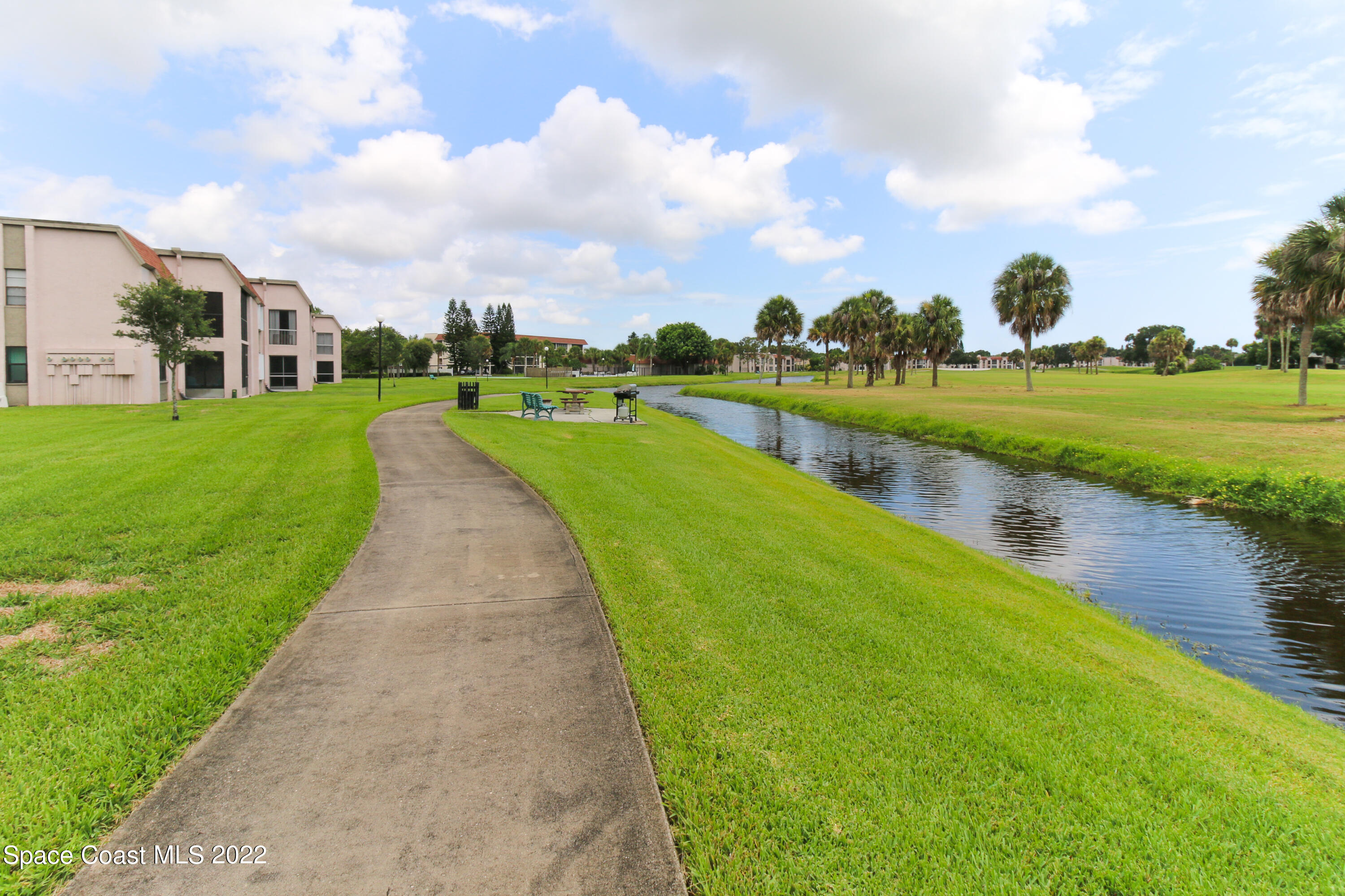 2727 North Wickham Road, Unit 1044 Melbourne, FL 32935 - Photo 16 of 24 Walking Path