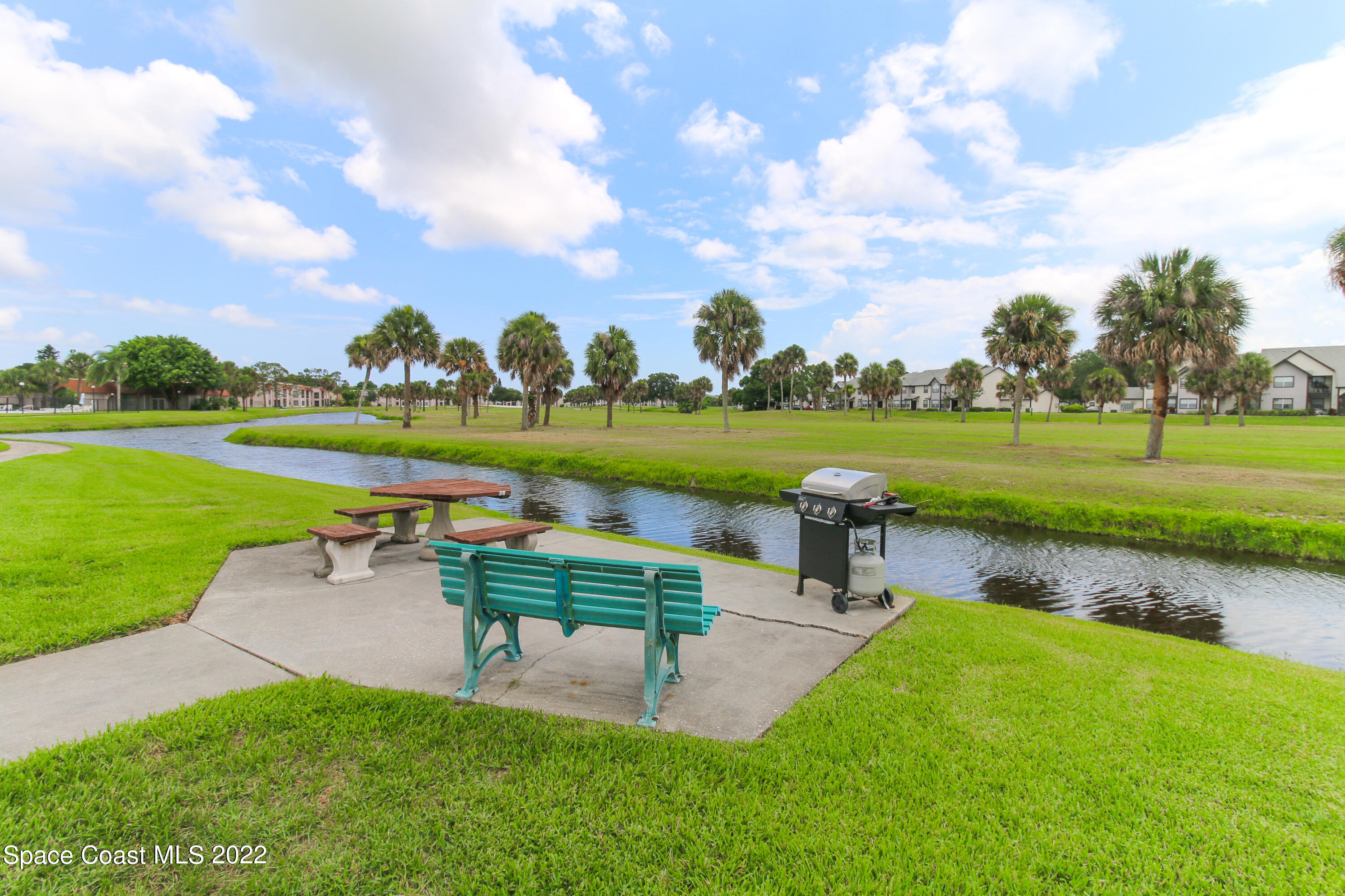 2727 North Wickham Road, Unit 1044 Melbourne, FL 32935 - Photo 22 of 24 Grilling Area