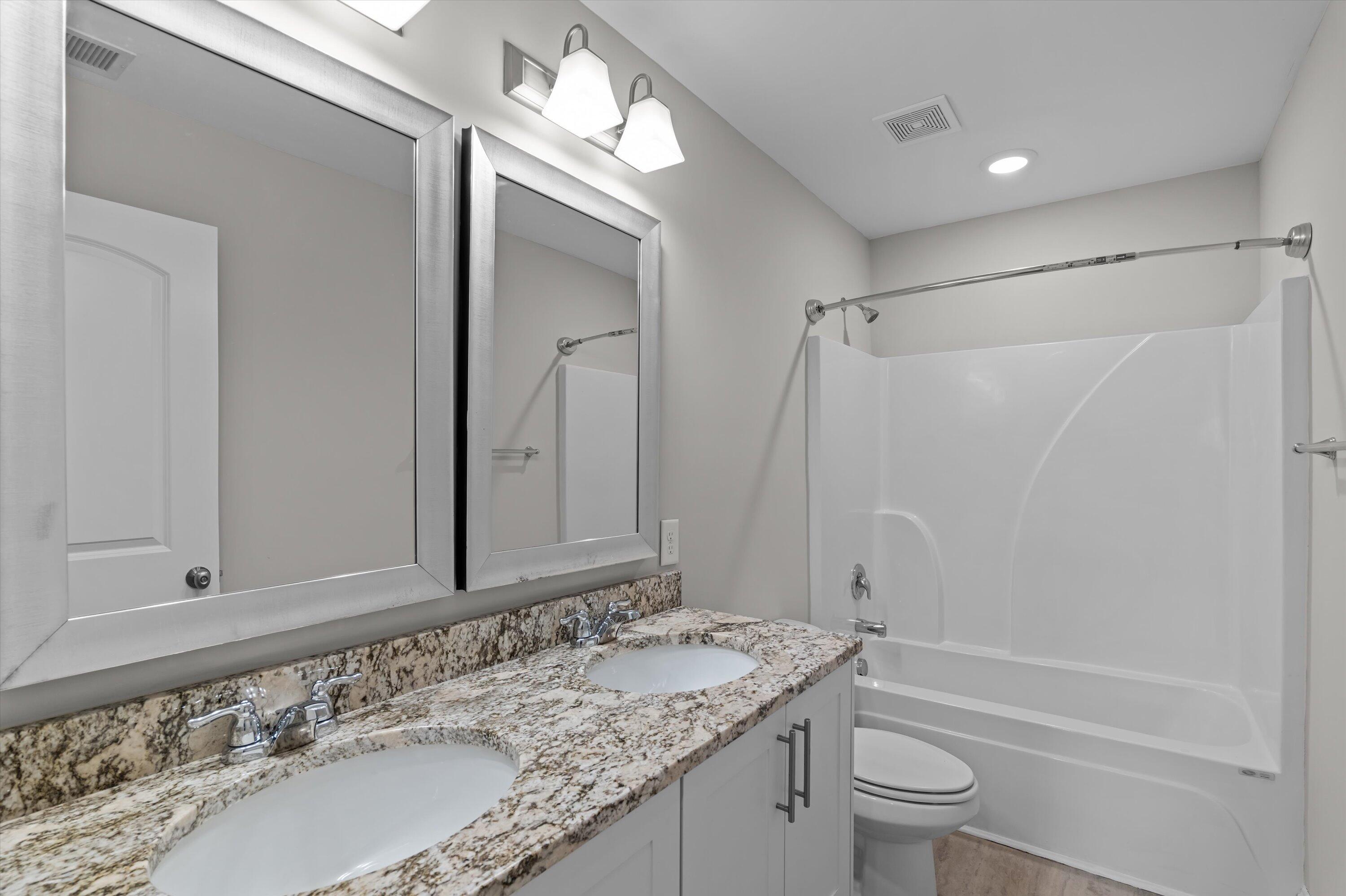 647 Bunchgrass Street Evans, GA 30809 - Photo 52 of 75 Guest Bath Upstairs
