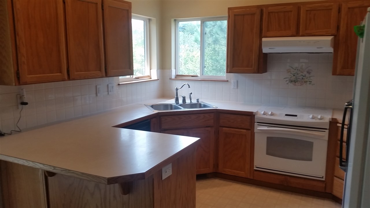 10409 North Fairview Road Spokane, WA 99217 - Photo 8 of 16 Gallery Image 8