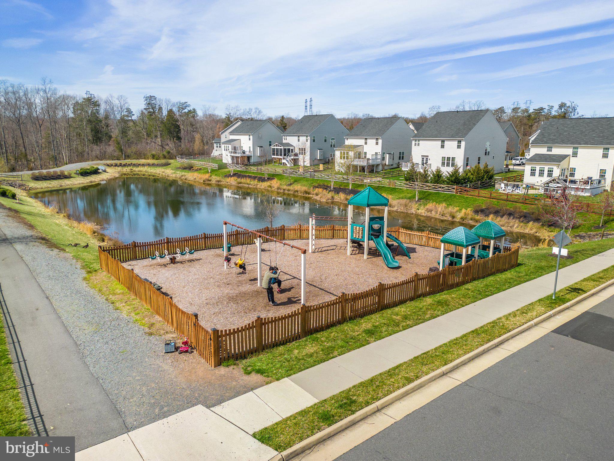 25849 Racing Sun Drive Aldie, VA 20105 - Photo 67 of 80 Gallery Image 67