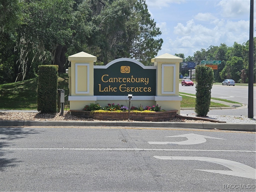 2828 East Chartwell Circle Hernando, FL 34442 - Photo 8 of 17