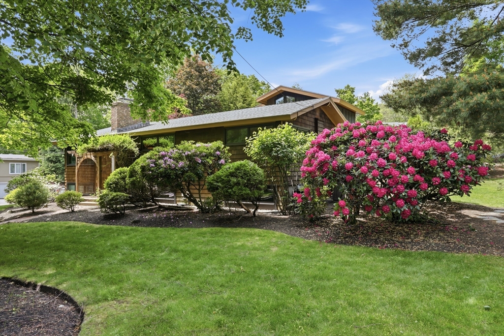 15 Thornberry Road Winchester, MA 01890 - Photo 3 of 41