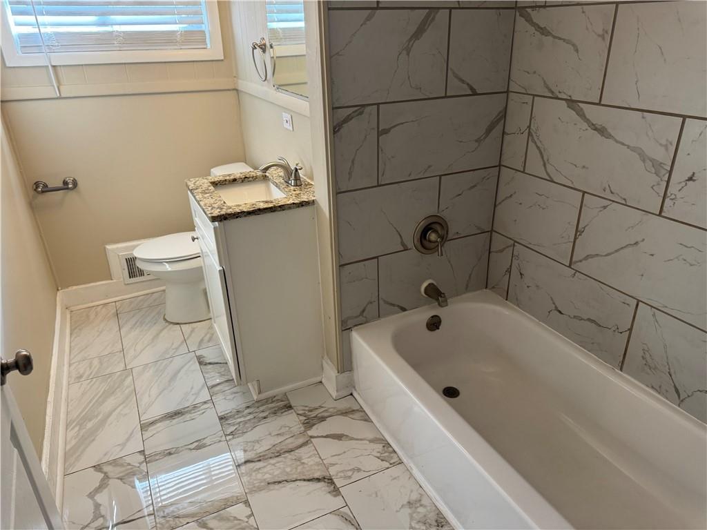 3705 Daisy Drive Decatur, GA 30032 - Photo 6 of 15