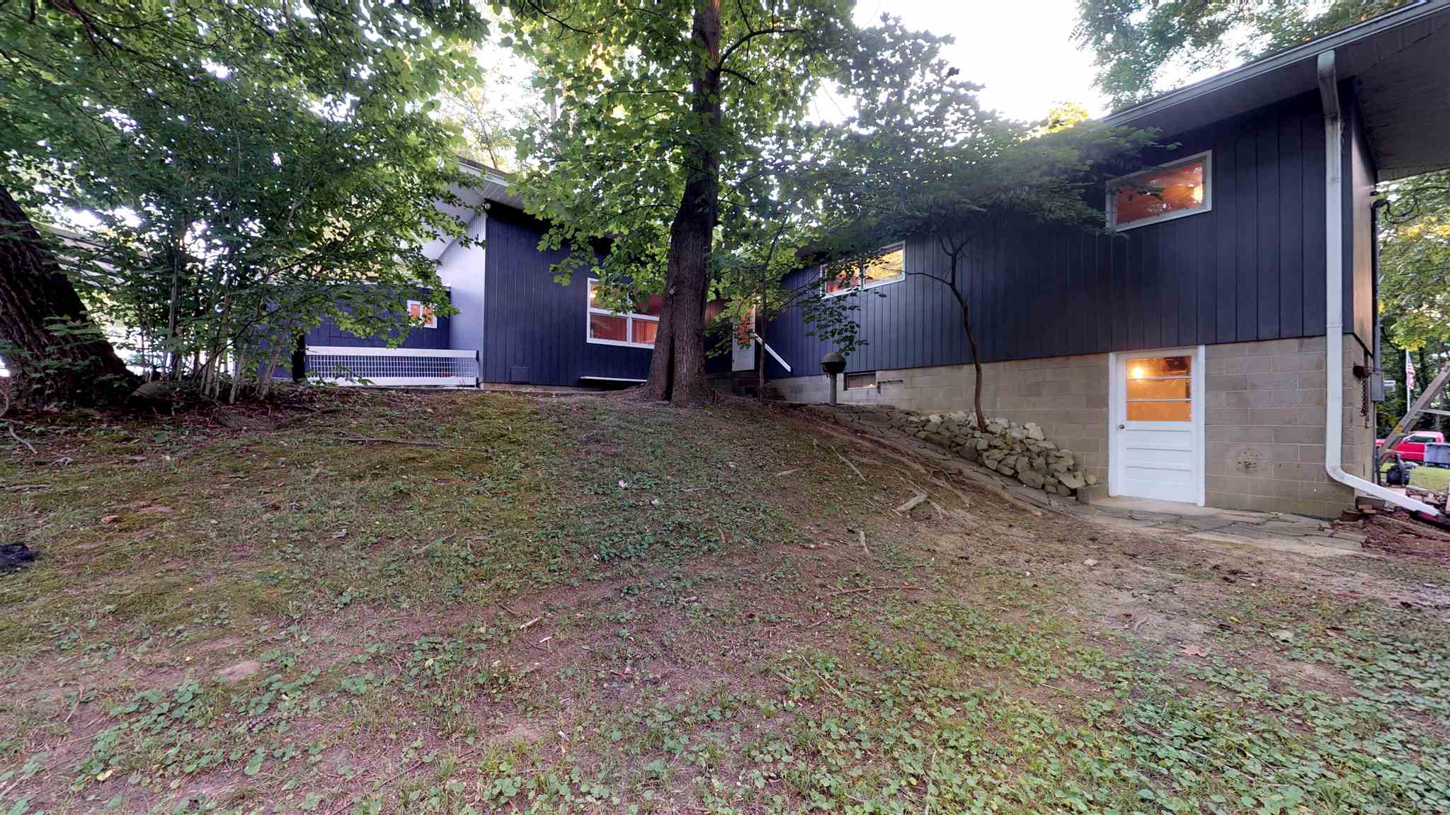 414 East Mill Road Evansville, IN 47711 - Photo 31 of 36 Gallery Image 31