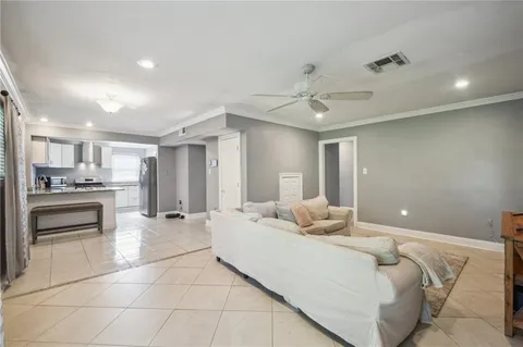 $299,000 | 200 Pike Drive, Gretna, LA 70053