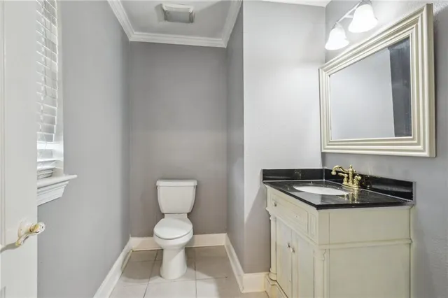 $299,000 | 200 Pike Drive, Gretna, LA 70053