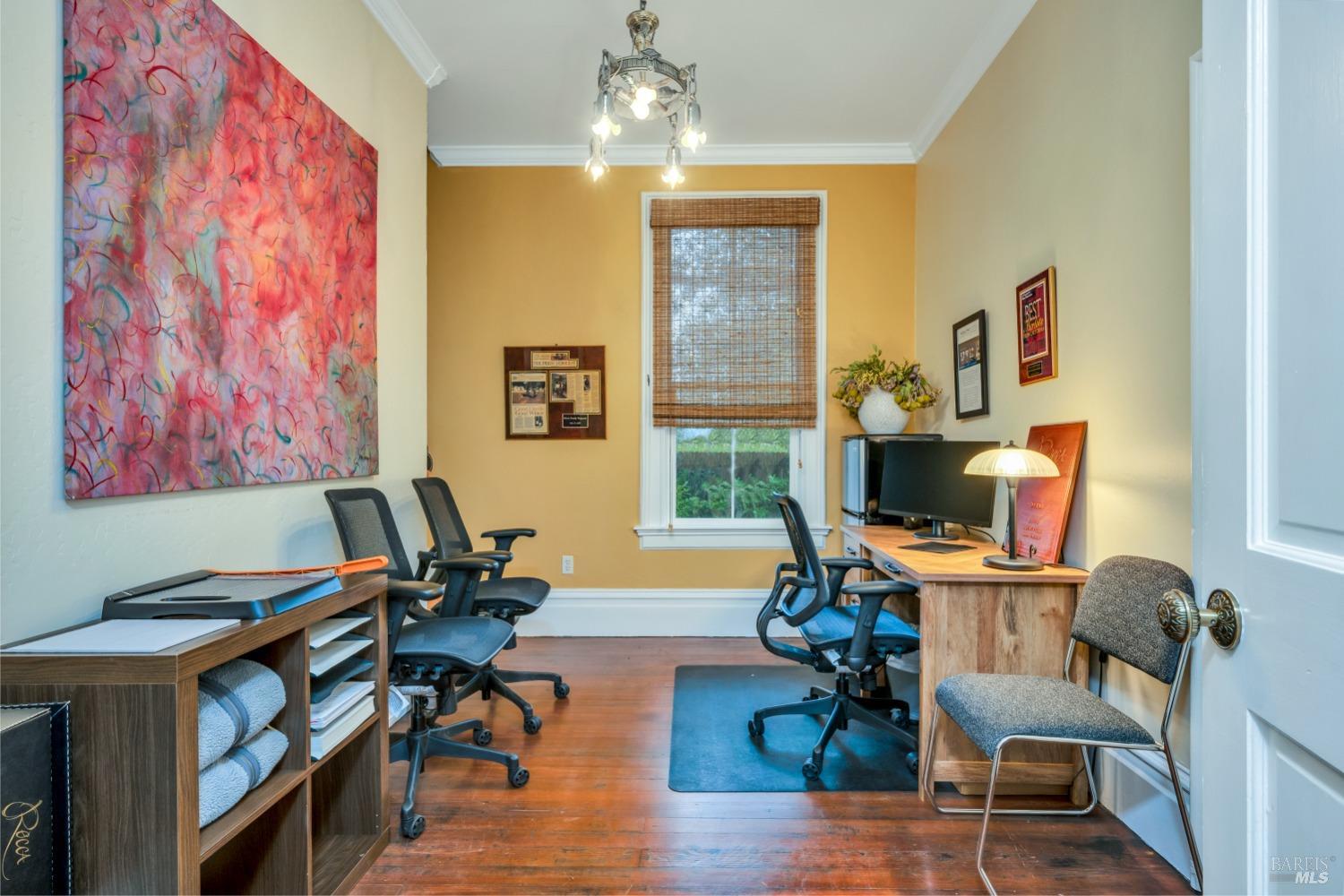 129 Devlin Road Napa, CA 94558 - Photo 24 of 38 a workspace with furniture and a window