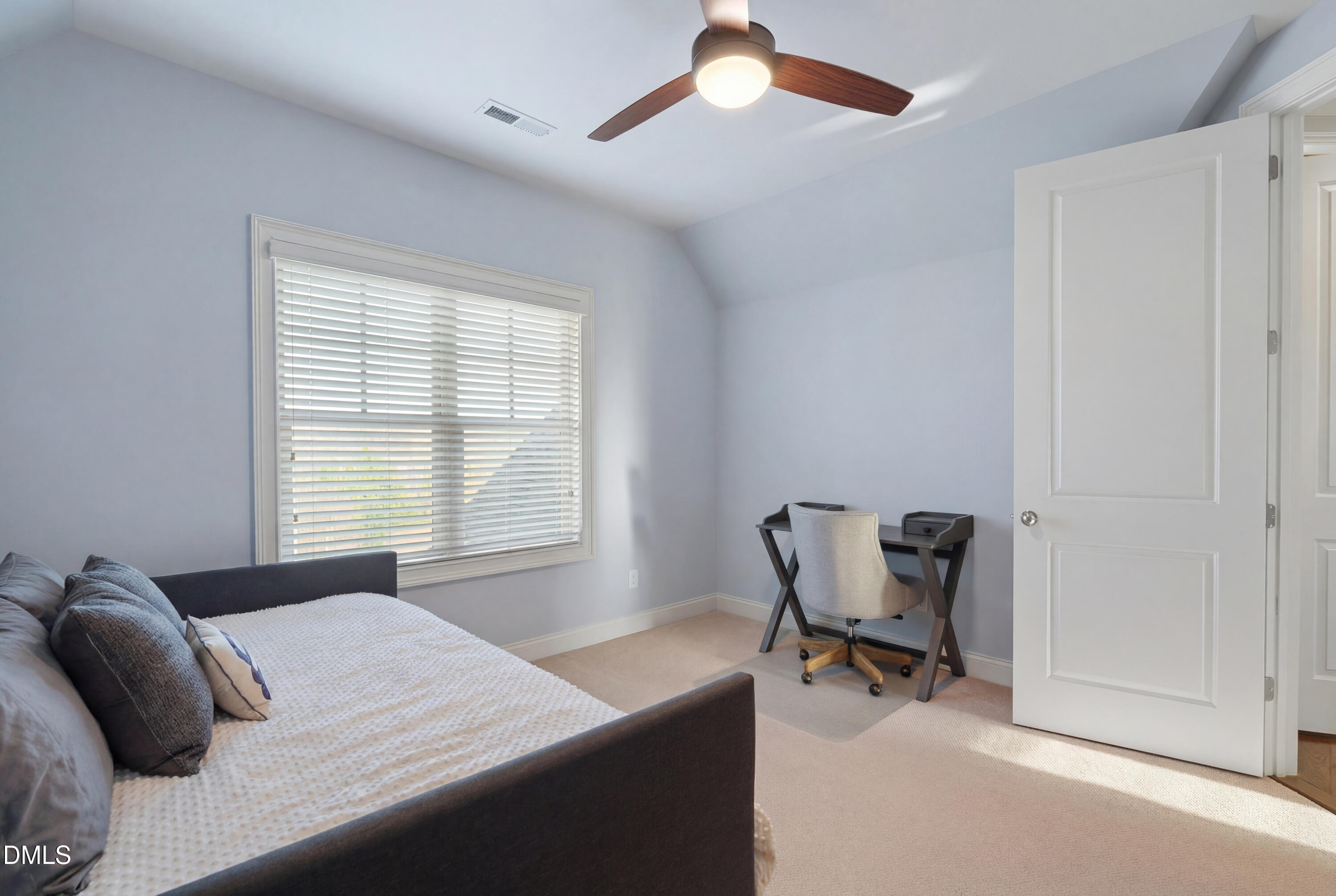 5005 Wainscott Way Raleigh, NC 27612 - Photo 50 of 72 5005 Waiscott-16