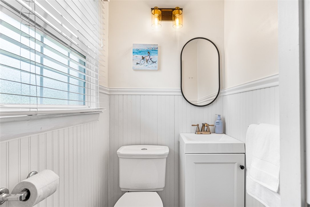 64 Flint Corn Road Portsmouth, RI 02871 - Photo 30 of 38 Half Bathroom
