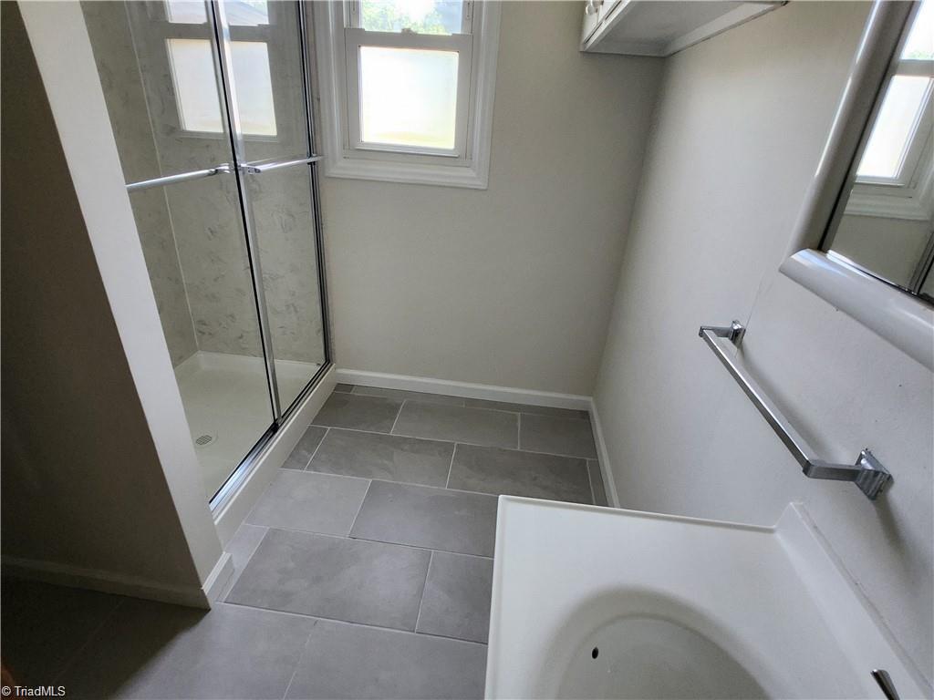 5511 Macy Grove Road Kernersville, NC 27284 - Photo 7 of 10 Bath II