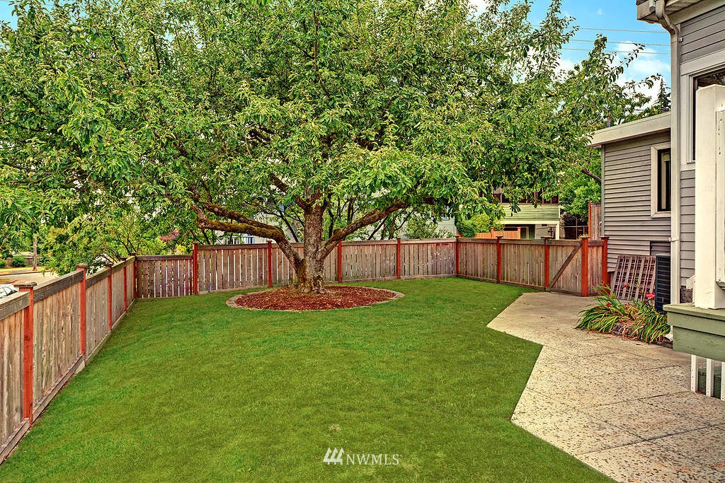 2302 North 62nd Street Seattle, WA 98103 - Photo 18 of 18 Gallery Image 18