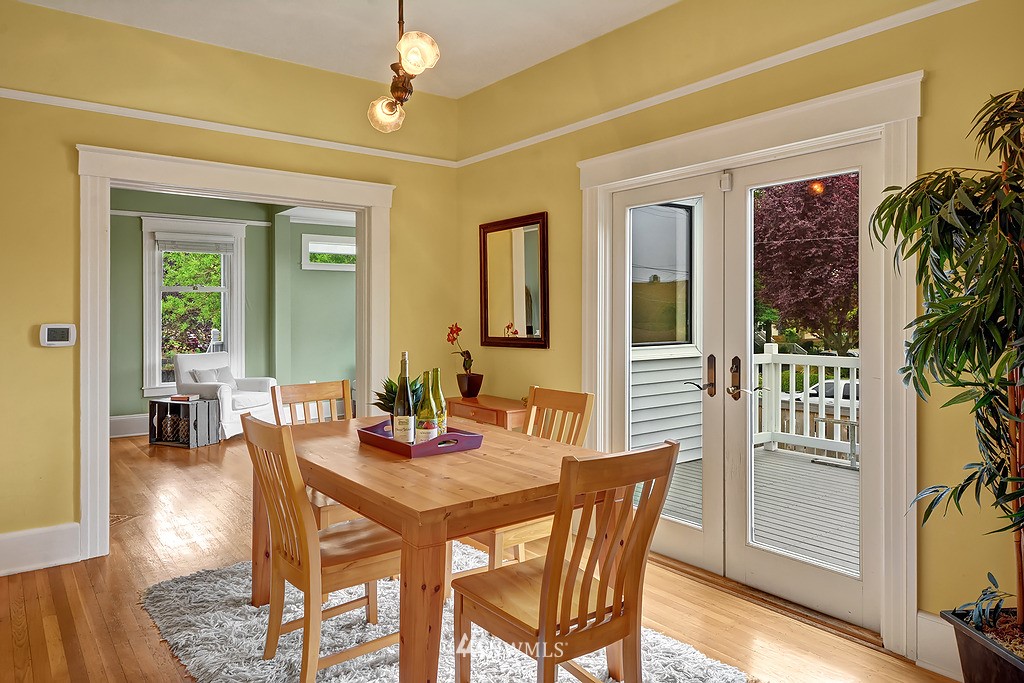 2302 North 62nd Street Seattle, WA 98103 - Photo 5 of 18 Gallery Image 5