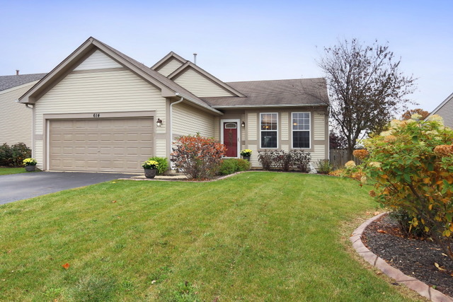 614 Graham Road North Aurora, IL 60542 - Photo 1 of 25