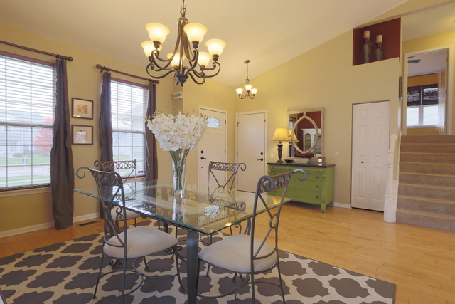 614 Graham Road North Aurora, IL 60542 - Photo 7 of 25