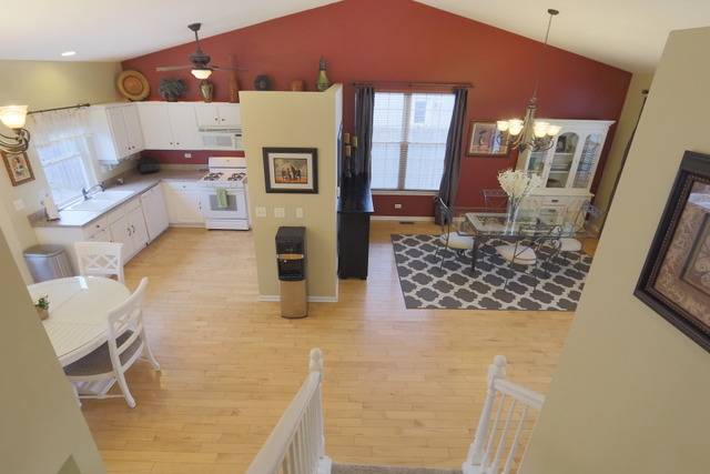 614 Graham Road North Aurora, IL 60542 - Photo 9 of 25