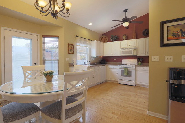 614 Graham Road North Aurora, IL 60542 - Photo 10 of 25