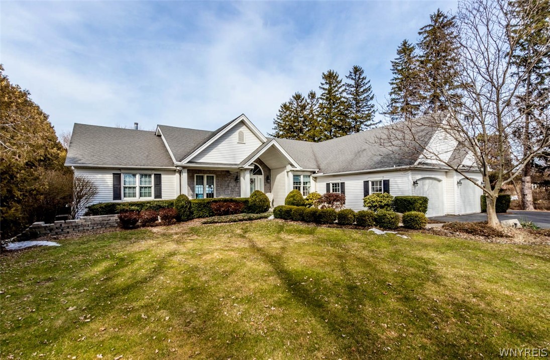 4385 East Lake Road Wilson, NY 14172 - Photo 1 of 1