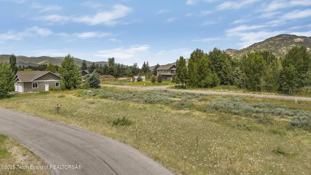 $149,500 | 178 Columbine Street, Alpine, WY 83128