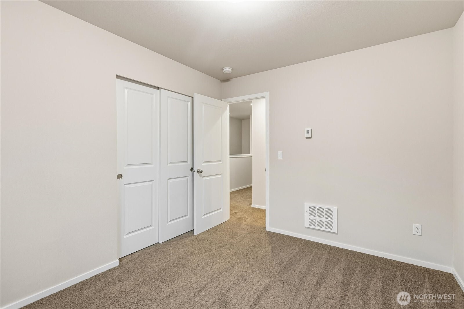 16526 1st Park Southeast Bothell, WA 98012 - Photo 24 of 33