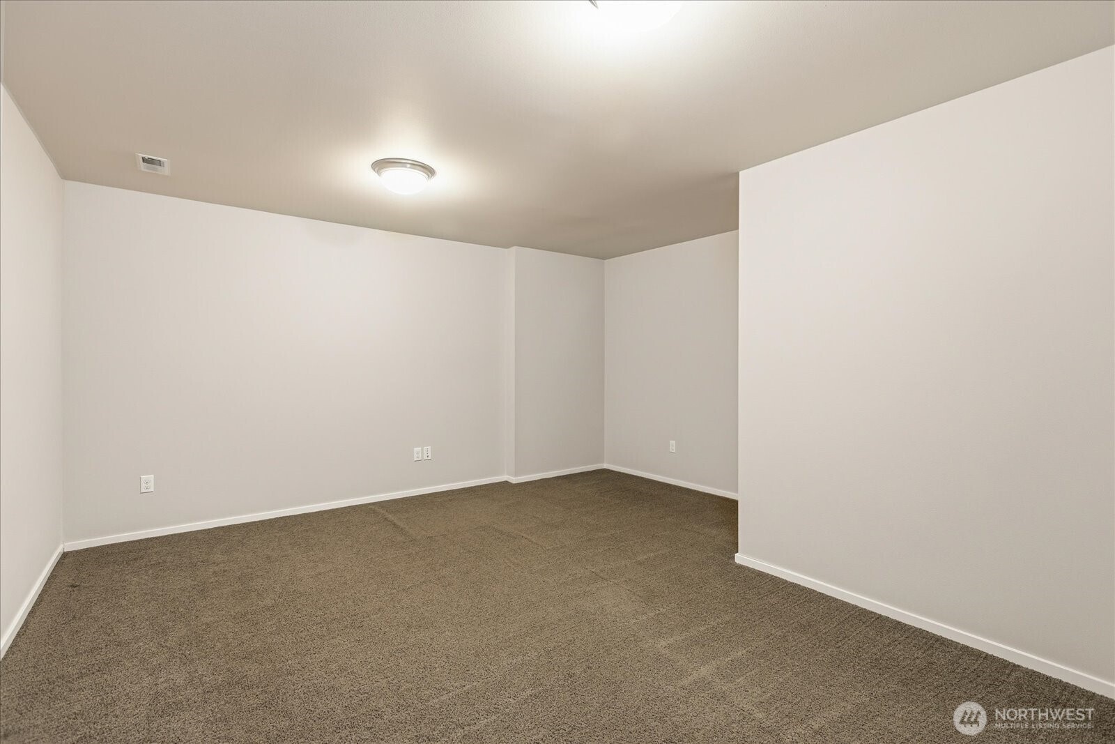 16526 1st Park Southeast Bothell, WA 98012 - Photo 29 of 33