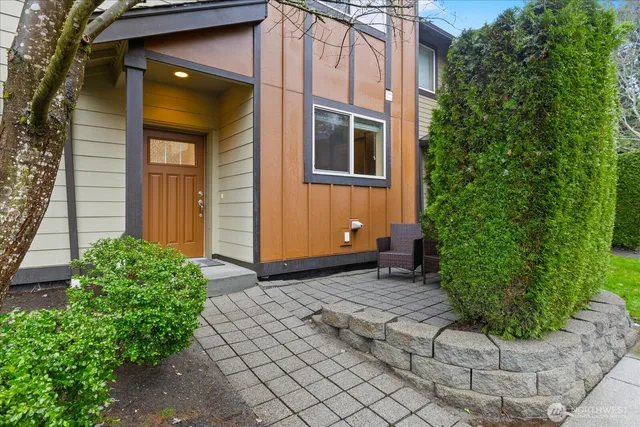 $639,000 | 16526 1st Park Southeast, Bothell, WA 98012