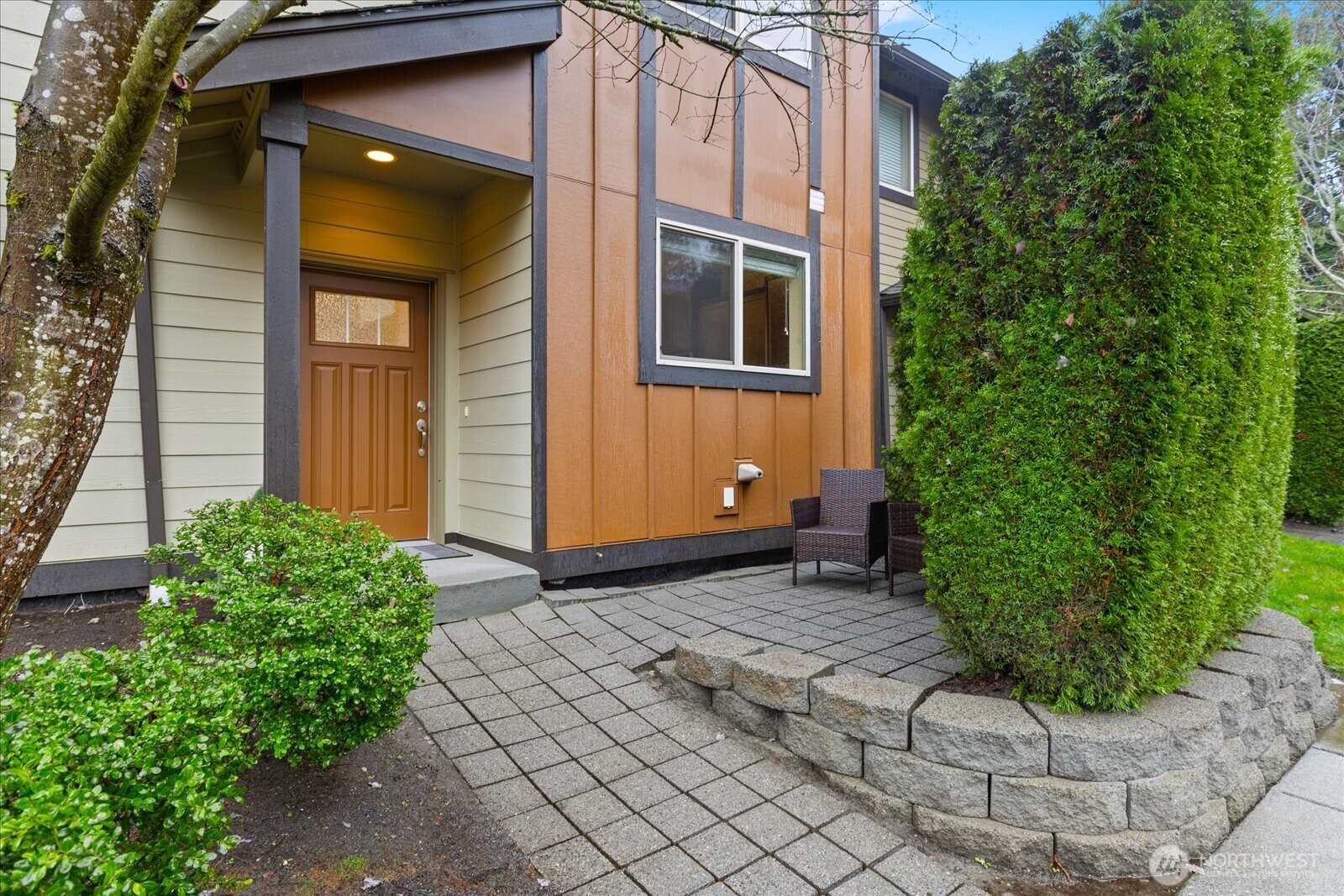 16526 1st Park Southeast Bothell, WA 98012 - Photo 3 of 33