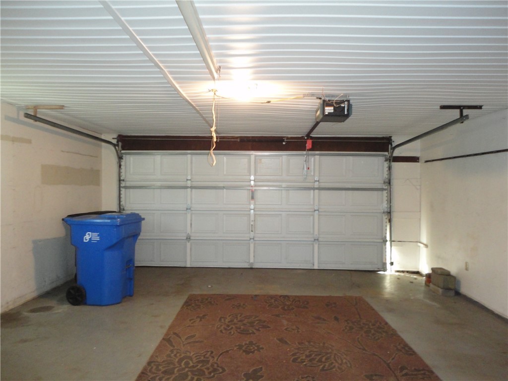 704 Butler Springs Road, Unit GREENVILLE Greenville, SC 29615 - Photo 18 of 26 Two Car Garage