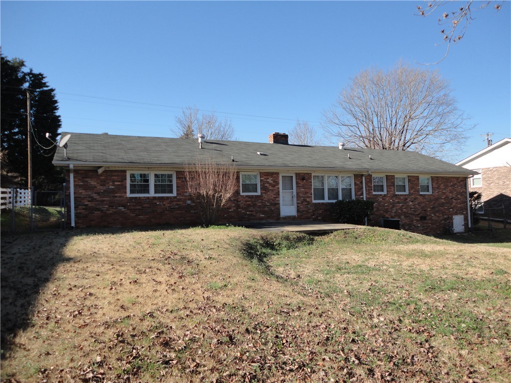 704 Butler Springs Road, Unit GREENVILLE Greenville, SC 29615 - Photo 4 of 26 Gallery Image 4