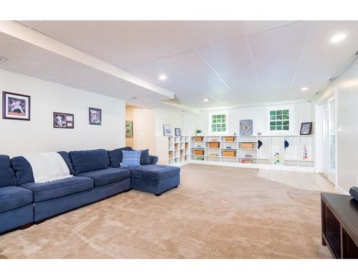 11 Applewood Road Norfolk, MA 02056 - Photo 34 of 42 Gallery Image 34