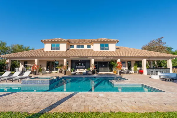$7,749,000 | 1601 Clydesdale Avenue, Wellington, FL 33414