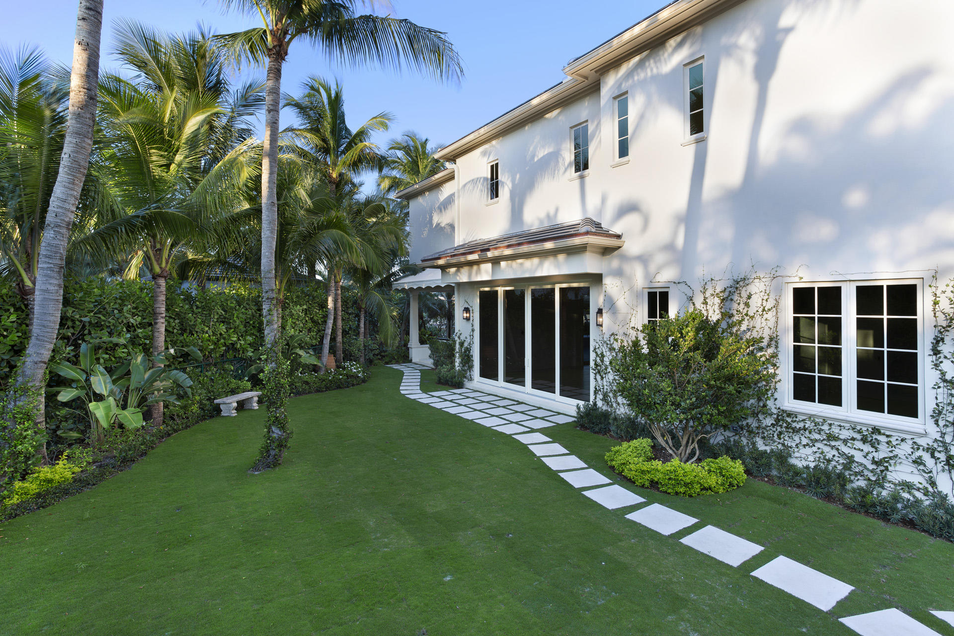 4081 Ibis Point Circle Boca Raton, FL 33431 - Photo 26 of 32 SIDE_YARD